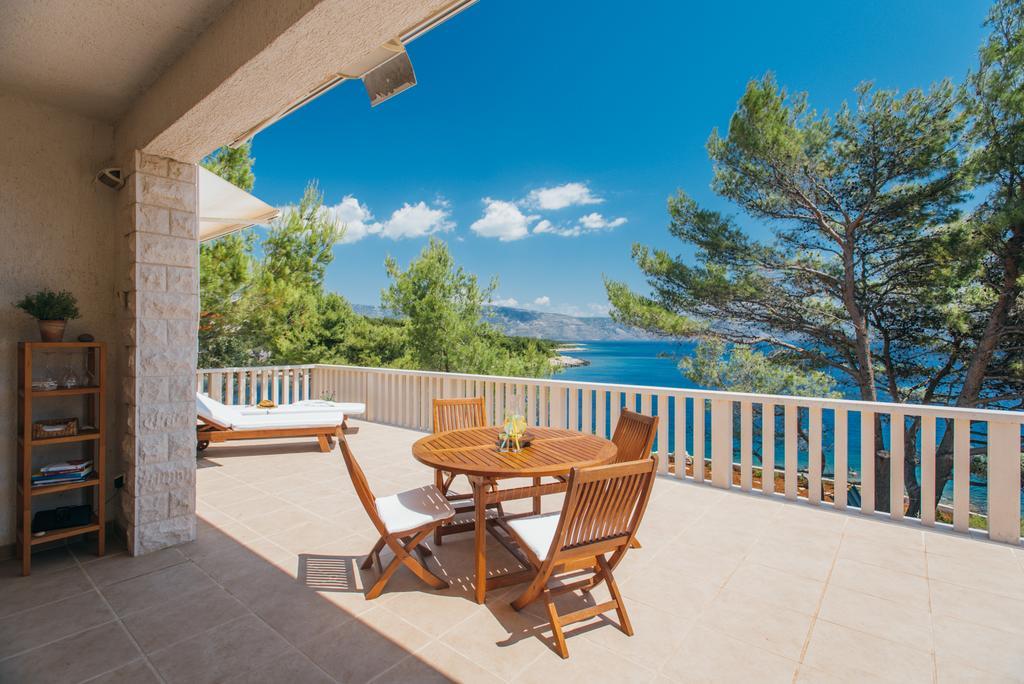 Villa Aqua